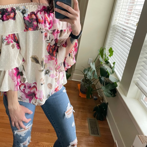 White House Black Market off the shoulder top - Picture 2 of 5